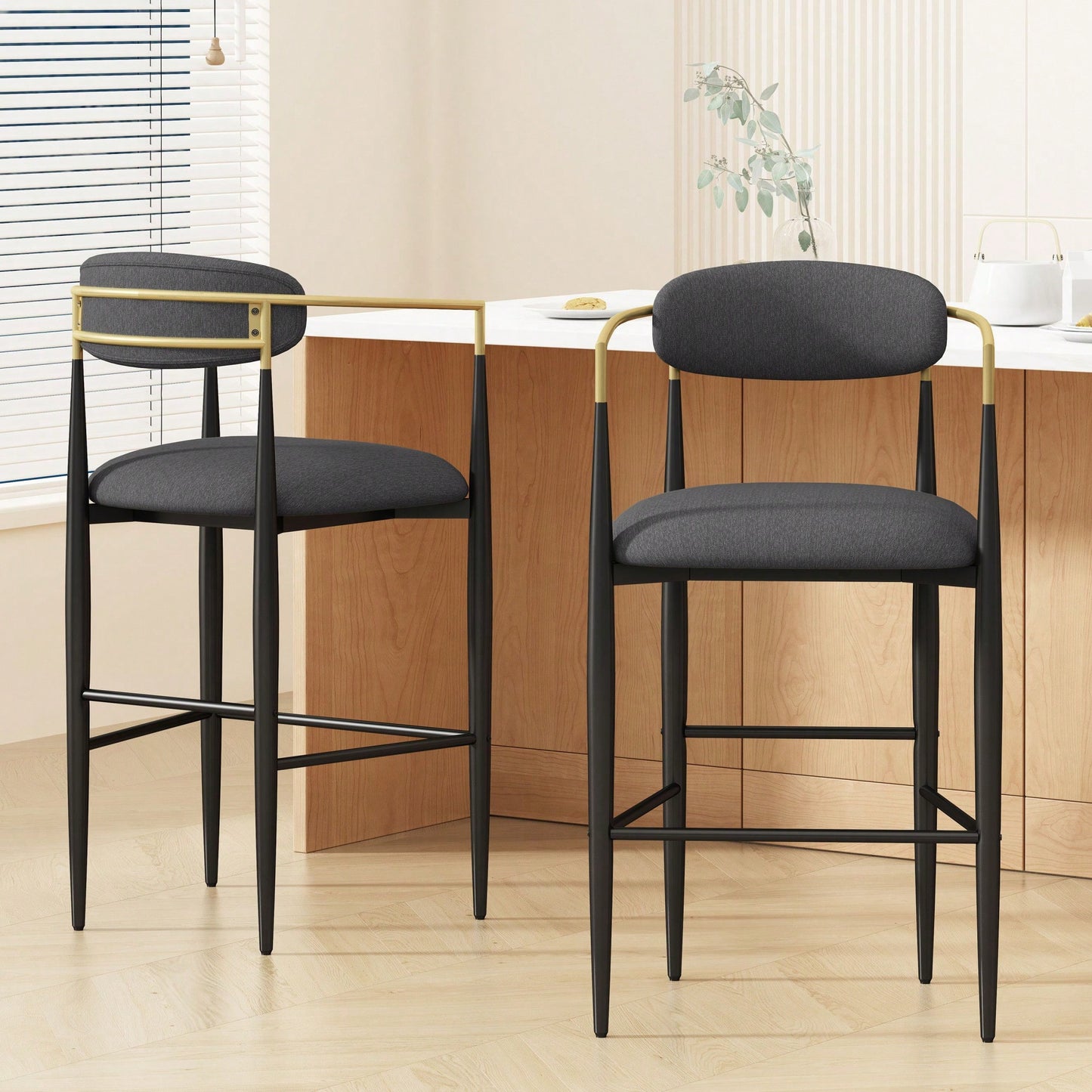 Set Of 2 Stylish Bar Stools With Comfortable Cushions And Modern Design