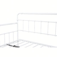 Metal Frame Daybed With Trundle For Space-Saving Guest Accommodation