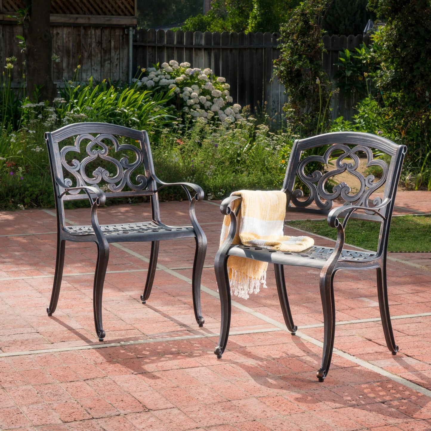 Set Of 2 Stylish Modern Accent Chairs For Living Room And Dining Area