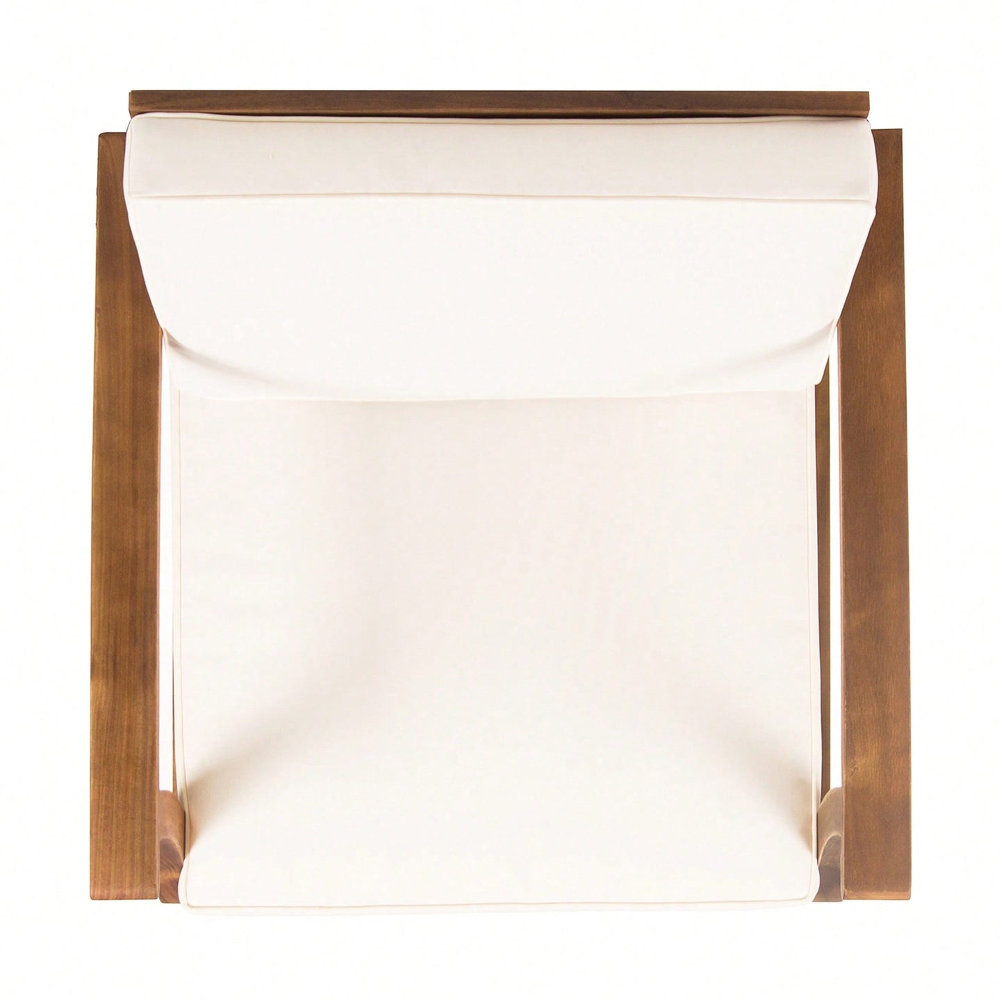 Elegant Modern Club Chair For Stylish Living Room And Lounge Spaces