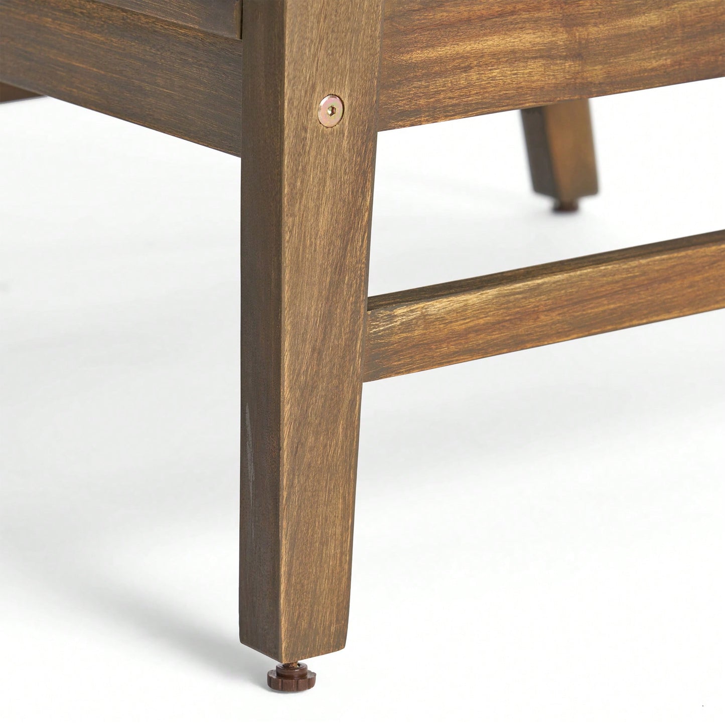 Elegant Modern Club Chair For Stylish Living Room And Lounge Spaces