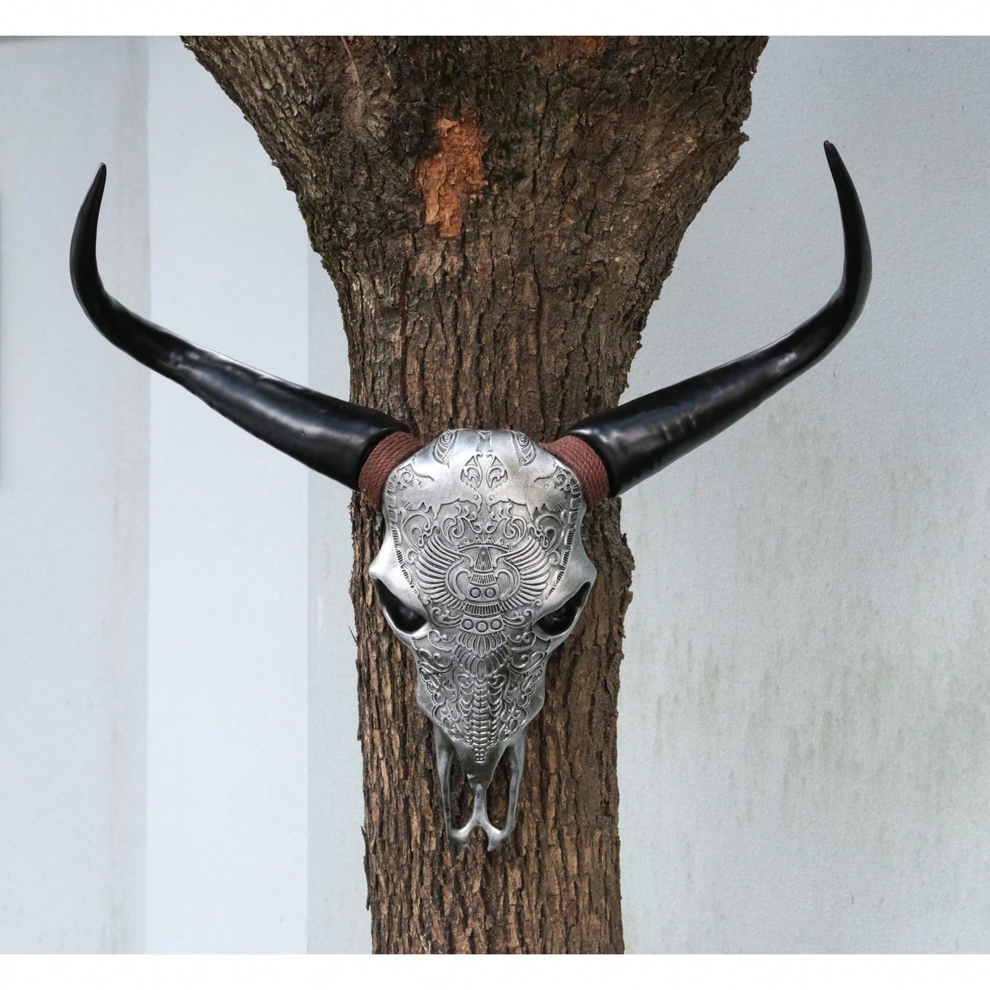 Lifelike Bone-Inspired Bull Head Wall Decor Resin Craft North American Style Home Accent
