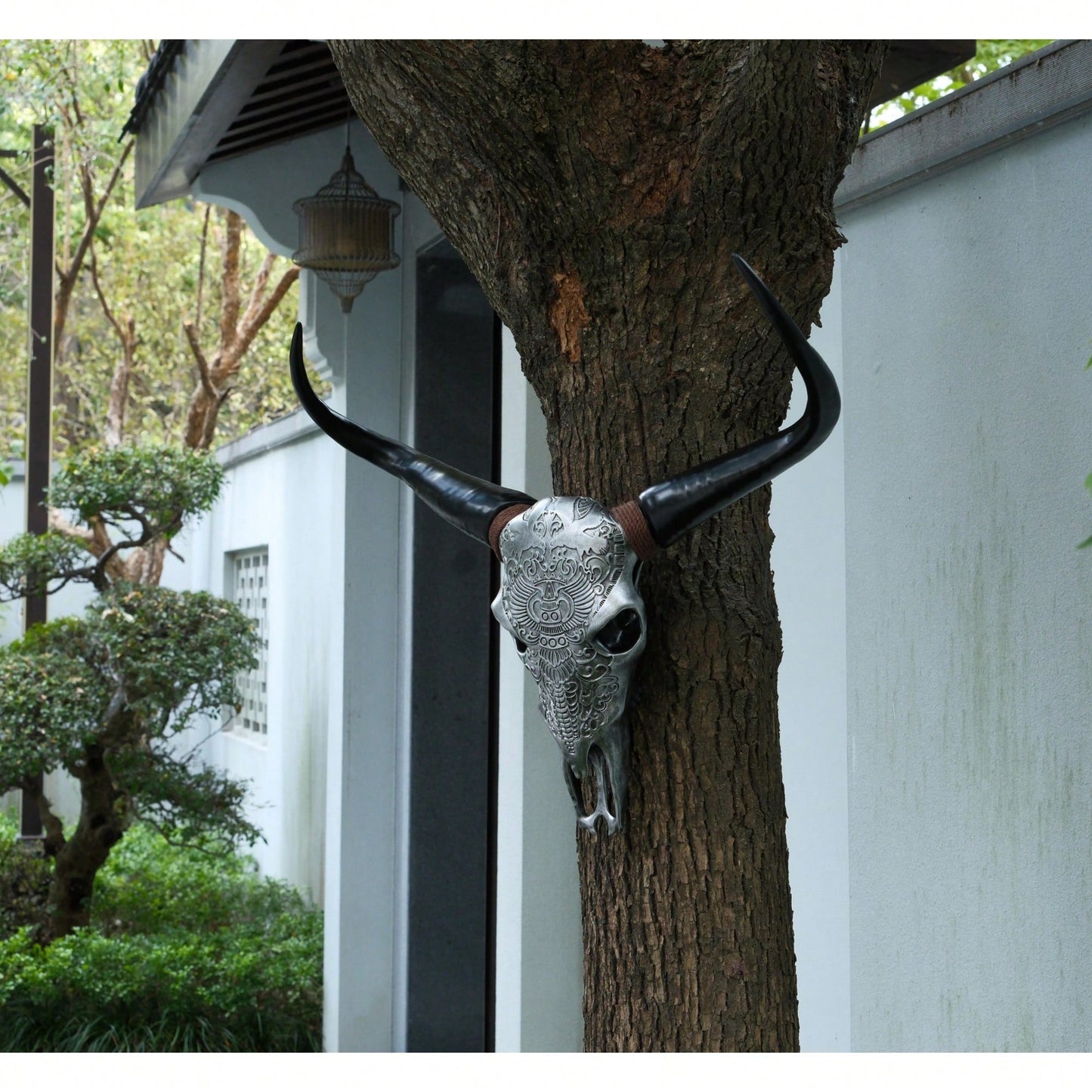 Lifelike Bone-Inspired Bull Head Wall Decor Resin Craft North American Style Home Accent