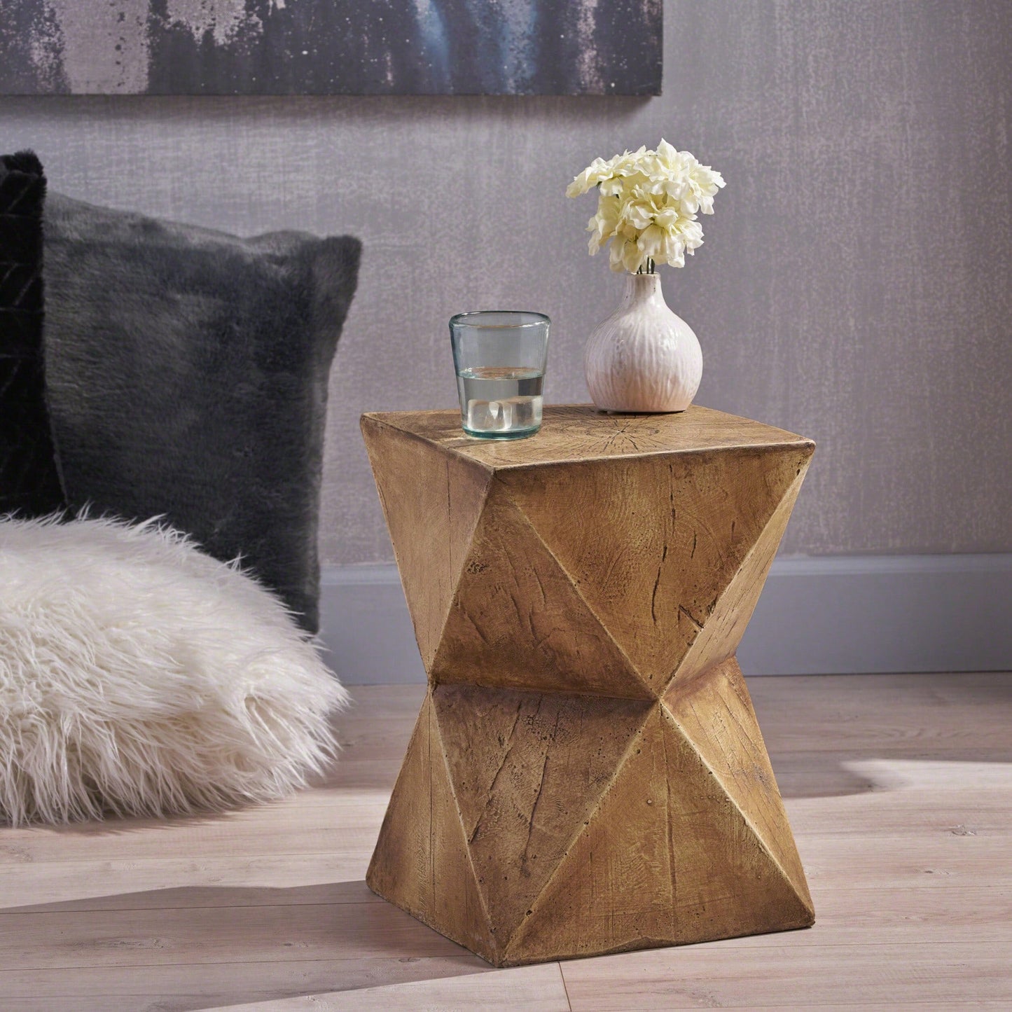 Stylish Modern Side Table With Sleek Design And Versatile Functionality