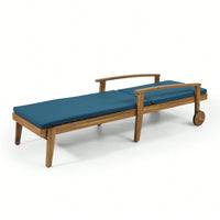 Elegant Modern Chaise Lounge For Stylish Living Room Decor