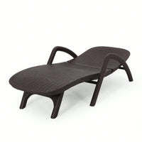Elegant Modern Chaise Lounge For Stylish Living Spaces