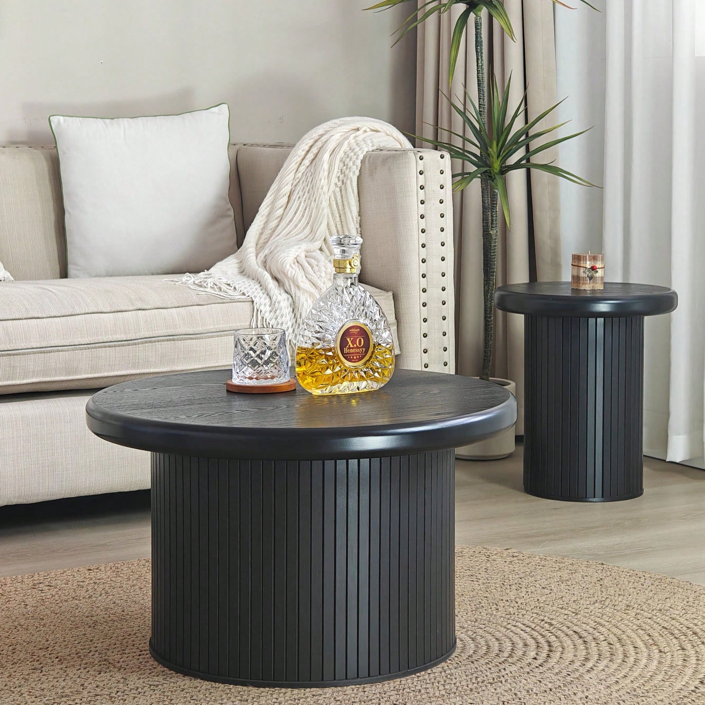 Stylish Modern Round Coffee Table Set With Unique Fluted Legs For Contemporary Living Room Decor