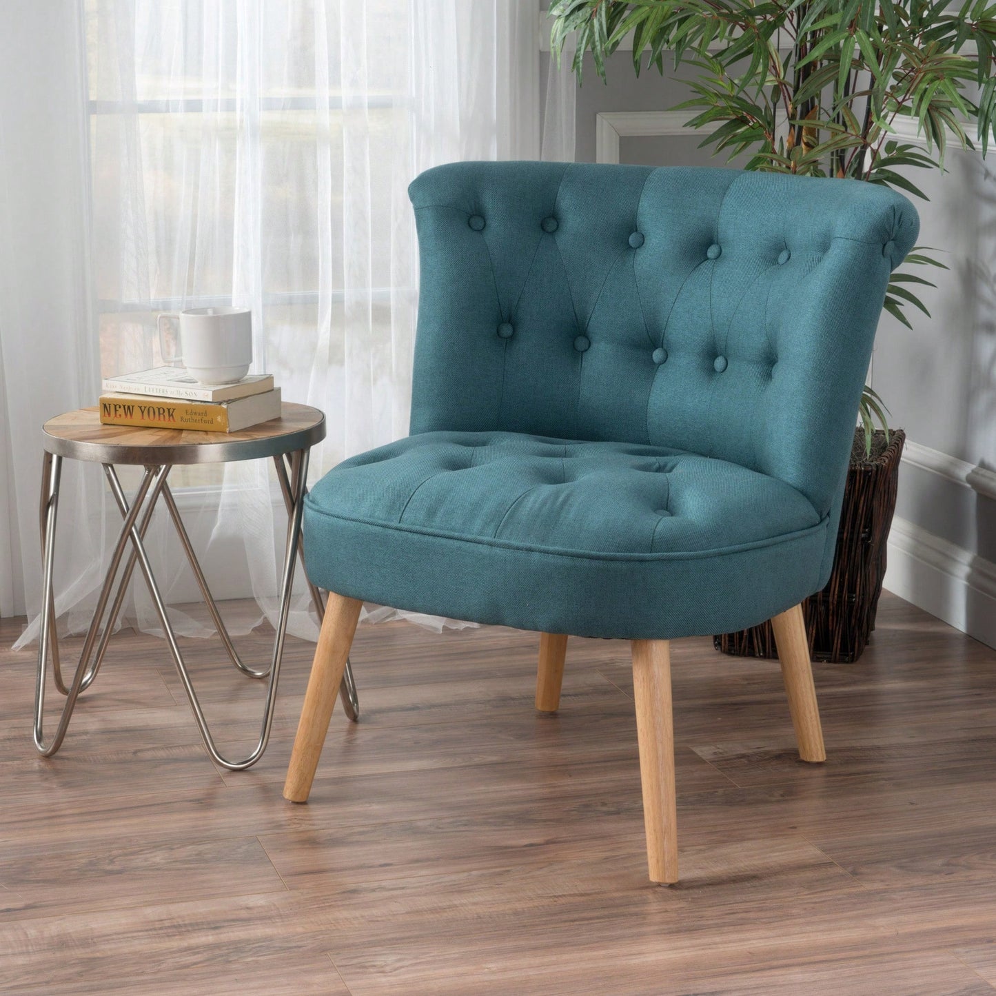 Elegant Tufted Accent Chair With Plush Upholstery And Stylish Design For Living Room Or Office