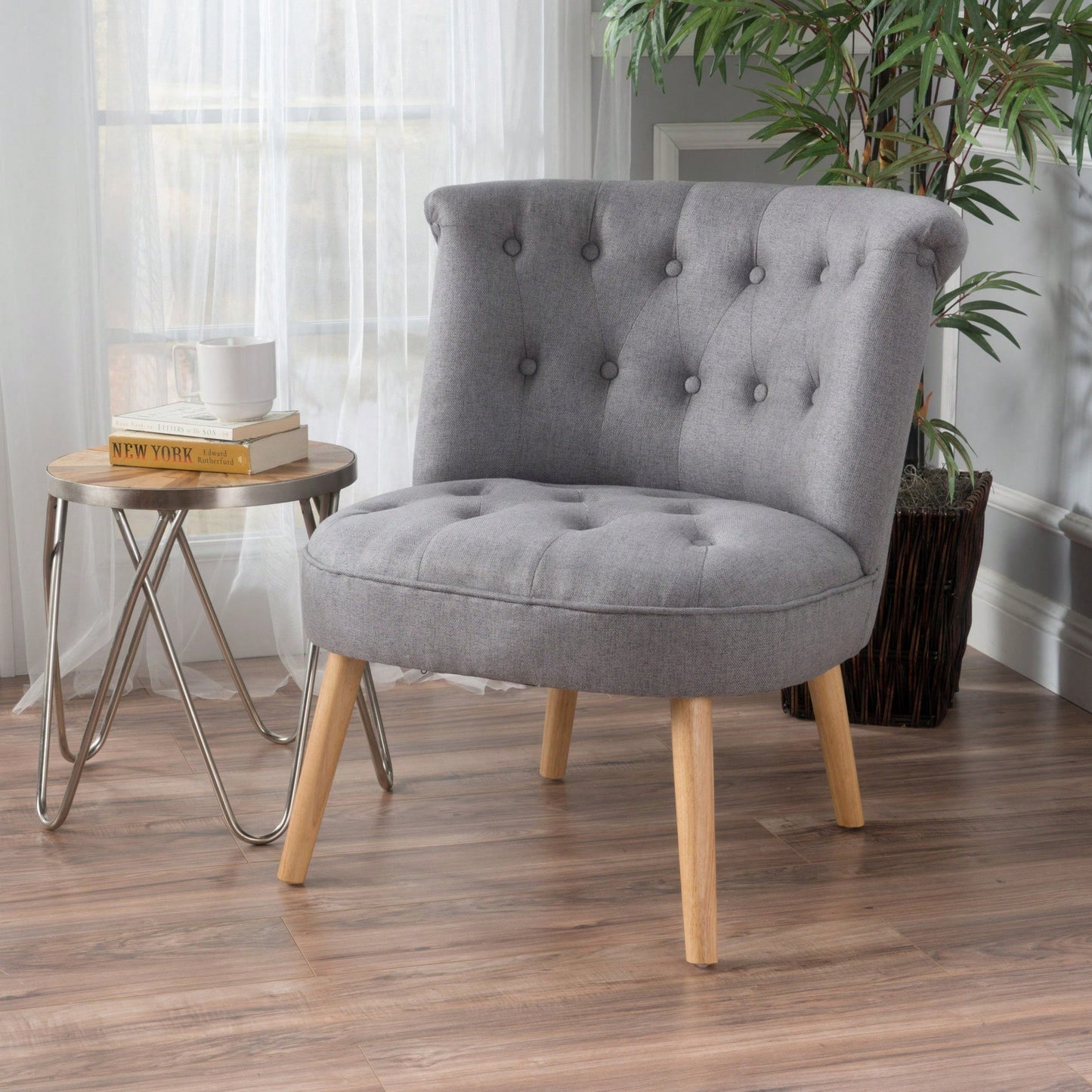 Elegant Tufted Accent Chair With Plush Upholstery And Stylish Design For Living Room Or Office