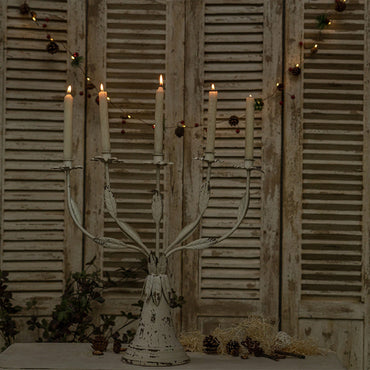 Elegant Vintage Metal Candle Holders For Romantic Weddings And Festive Home Decor
