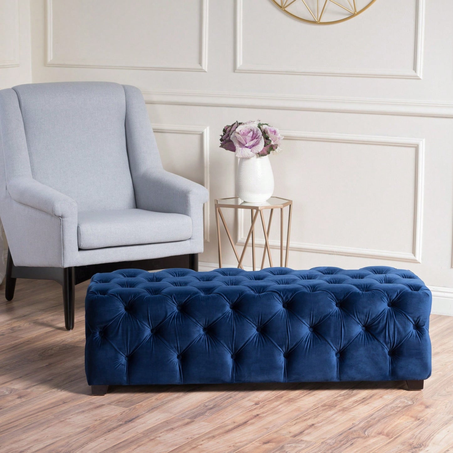 Elegant Ottoman For Living Room Or Bedroom With Plush Upholstery And Sturdy Design